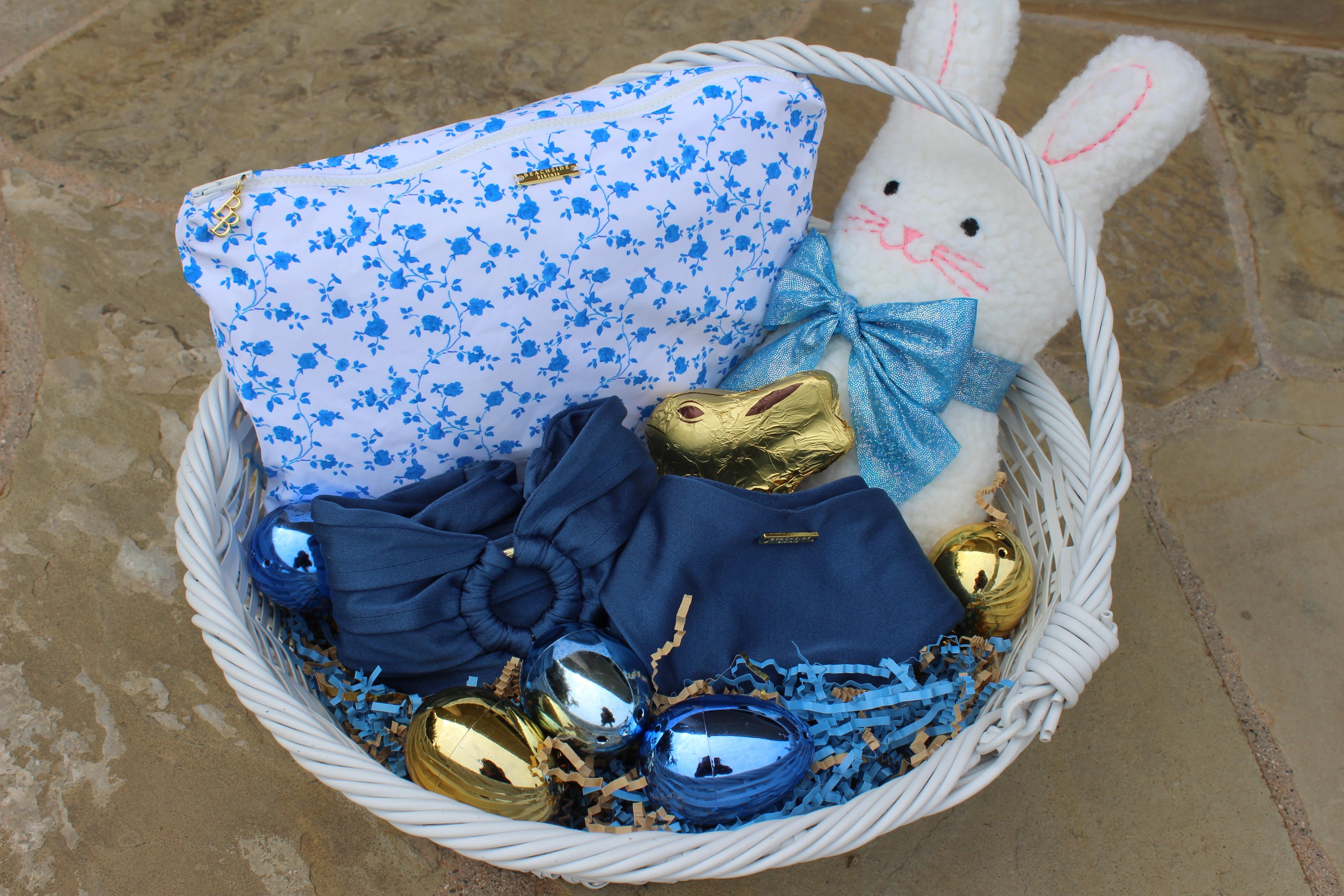 Thoughtful Gifts for Teen Girls and Young Adult Women: A Beachside Bikinis Guide